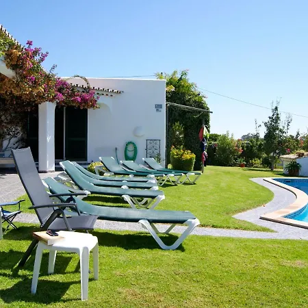 וילה In With Pool & Ocean Views