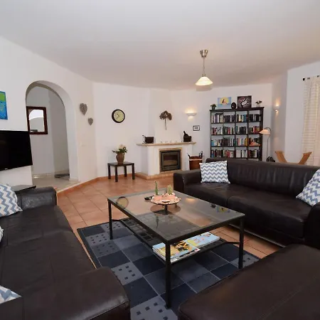 Villa Fantastic With Private Swimming Pool