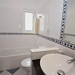 In With Pool & Ocean Views Βίλα