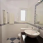 In With Pool & Ocean Views Βίλα *